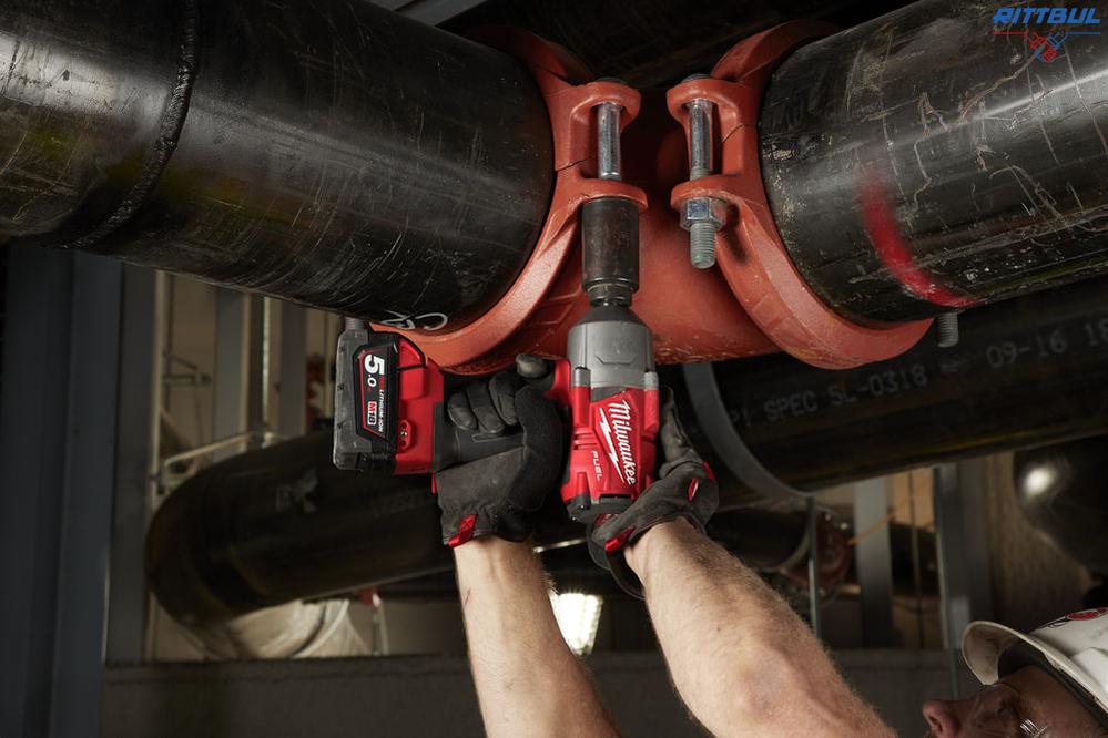 Акумулаторен безчетков ударен гайковерт MILWAUKEE 4933478443 M18FIW2F12-0X