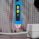 Безконтактен тестер за напрежение PANCONTROL PAN Voltfinder, 3-степенен дисплей 12 - 1000V AC + LED лампа