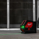 Лазерен нивелир MILWAUKEE 4933478753 CLL-C ALKALINE CROSS LINE LASER XXX, с алкални батери 4xАА, куфар